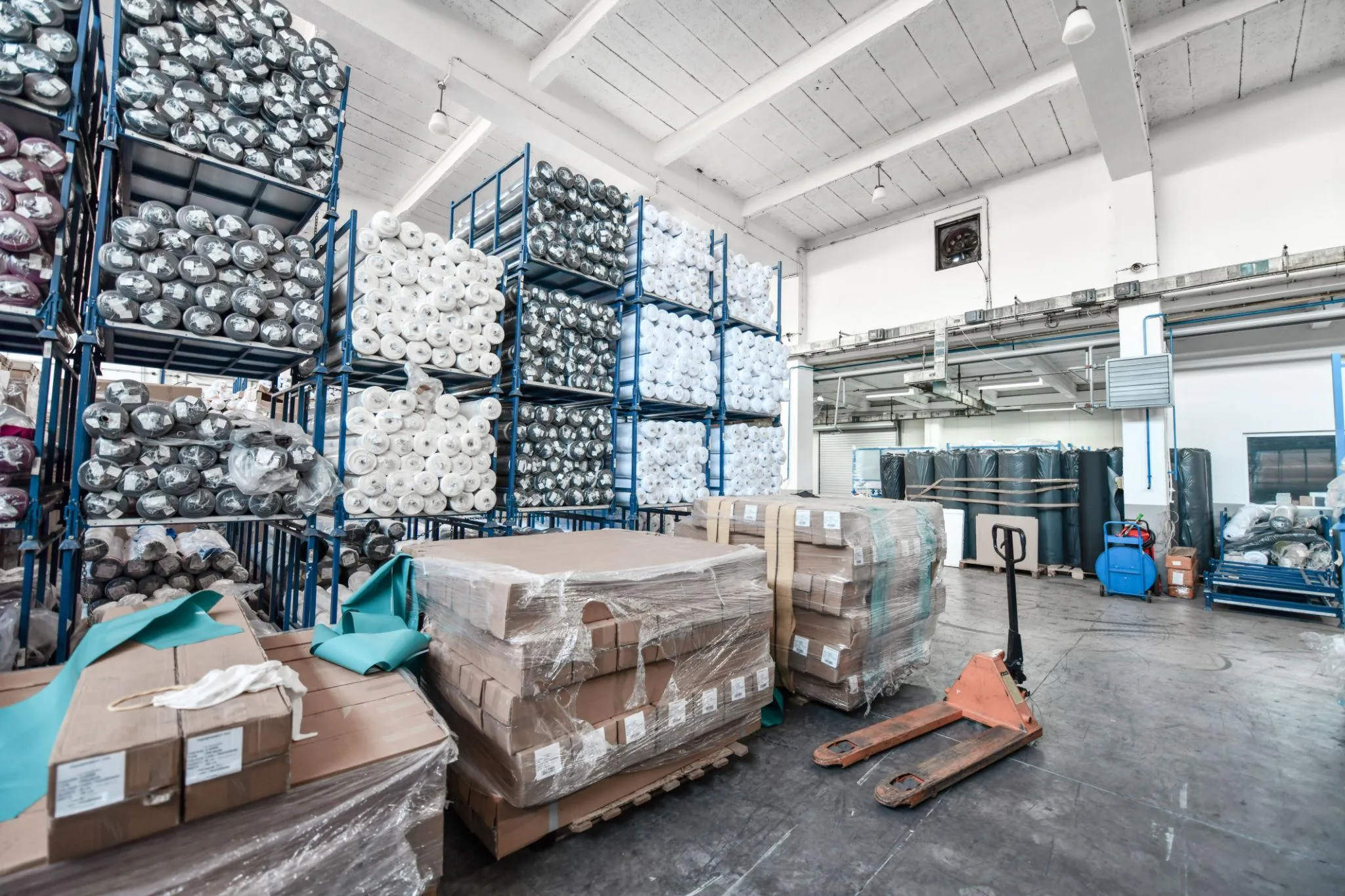 Tekstil ve fabrika taşıma lojistiği